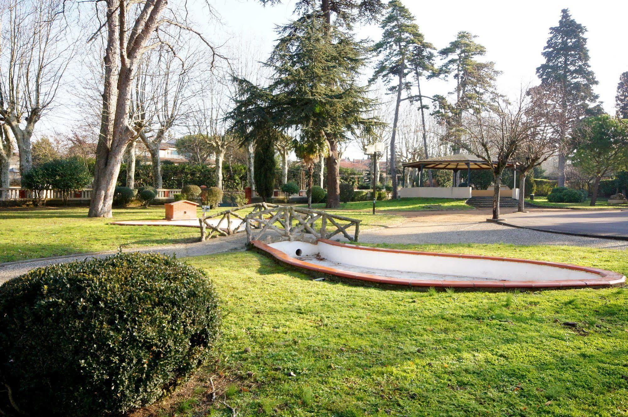 Hotel Restaurant Du Lauragais Logis De France Villefranche-de-Lauragais Eksteriør bilde